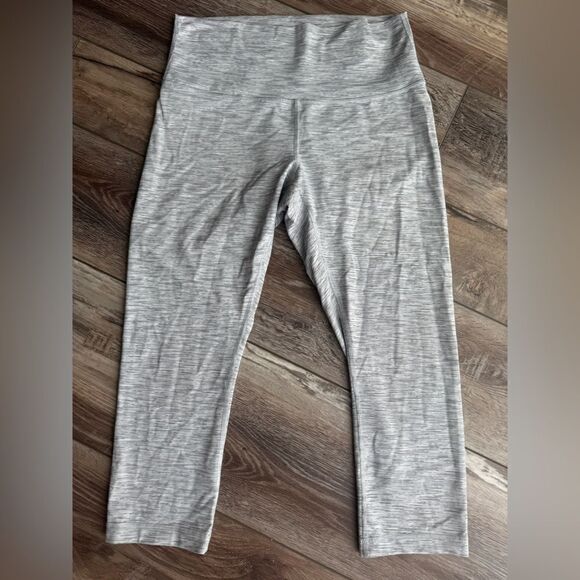 Lululemon Wunder Under Leggings - Picture 5 of 9